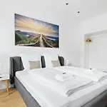 Modern By Stadtwald, 10 Min To Messe Apartment *