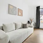 Apartment Modern By Stadtwald, 10 Min To Messe