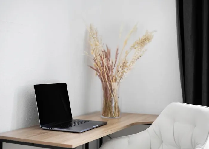 Stadtwald - Near Messe - Netflix - Forsthaus *